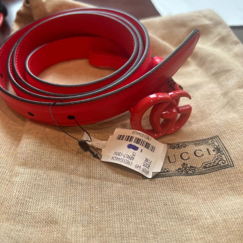 BNWT authentic Gucci Marmont GG thin bright pink belt